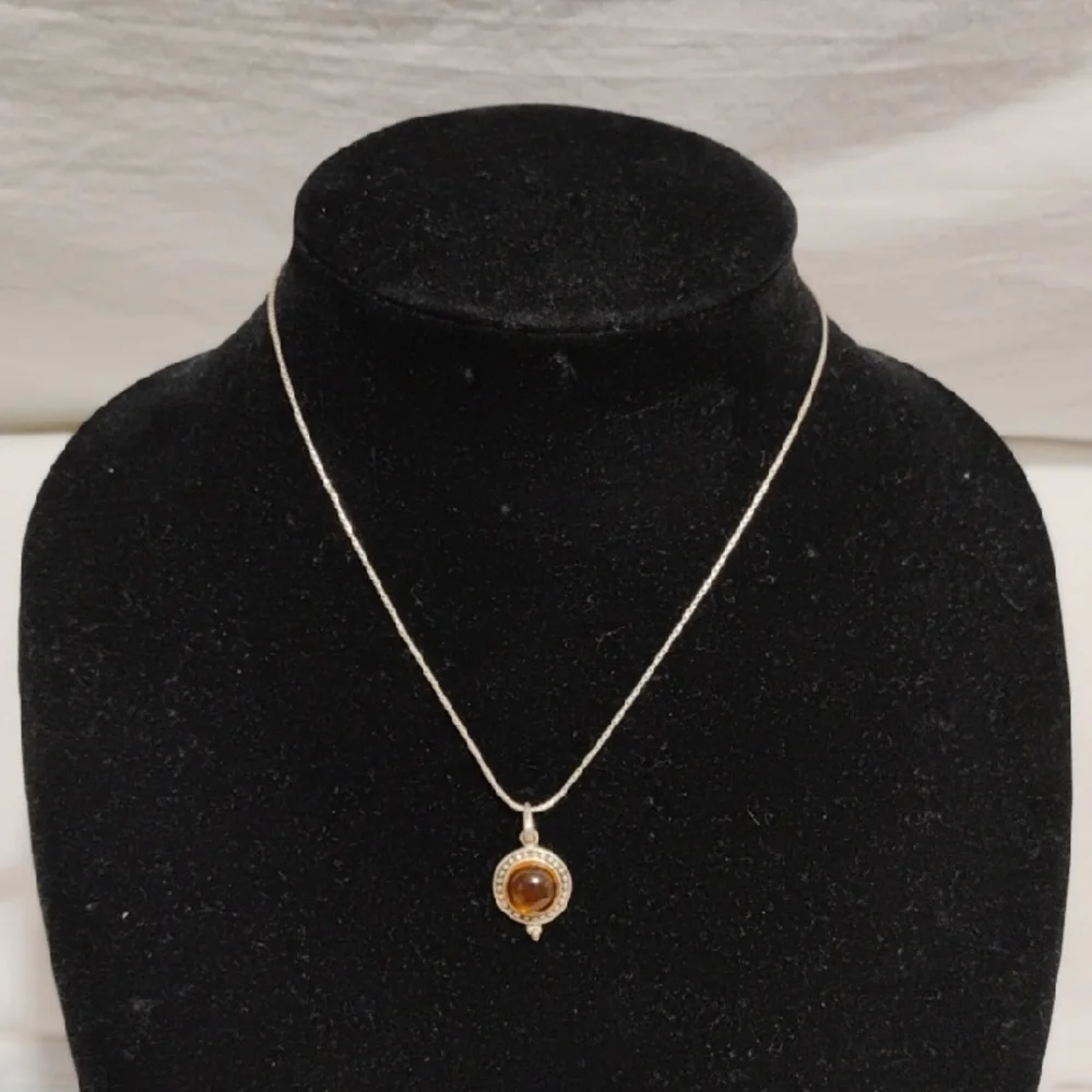 SALE! Elegant 925 Sterling Silver & Baltic Amber Pendant Necklace